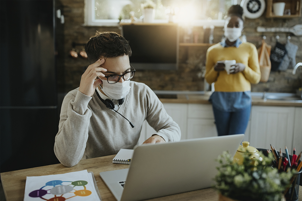 El trabajo a distancia junto al coronavirus